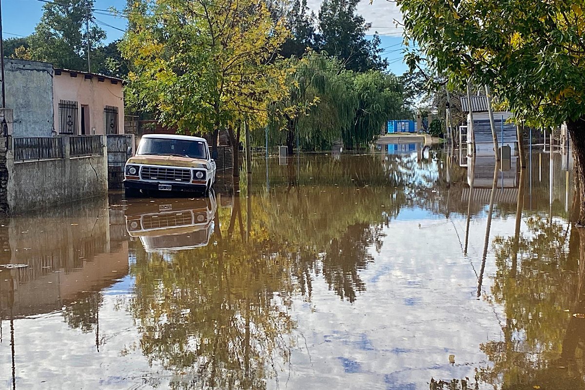 Casi 400 evacuados en Concordia.