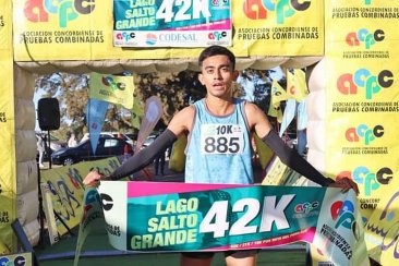 Bruno Colombo se quedó con los 42km de la cuarta edición. Bruno Colombo se quedó con los 42km de la cuarta edición.