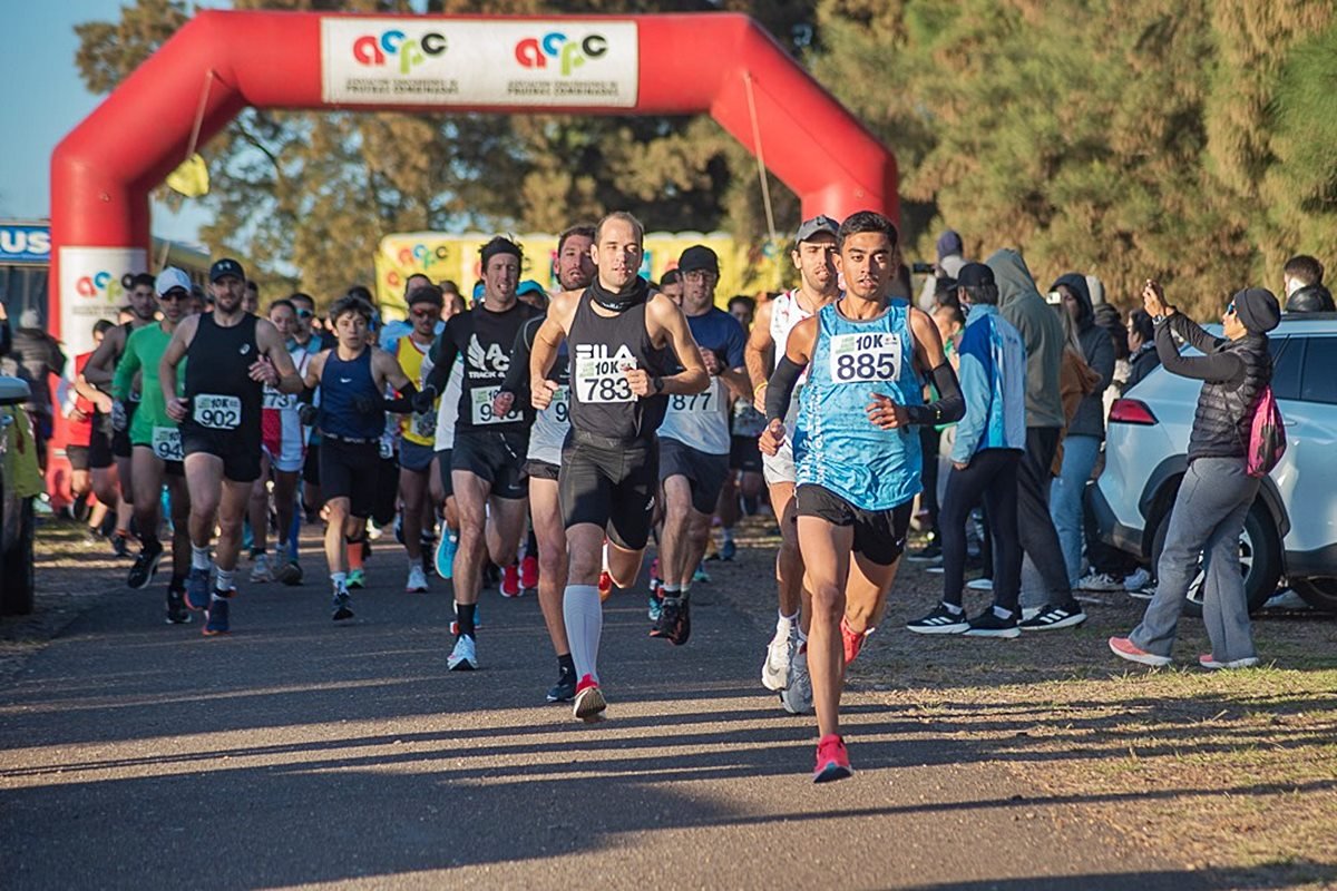 Peninsula Soler fue el escenario de la Maratón SAlto Grande.