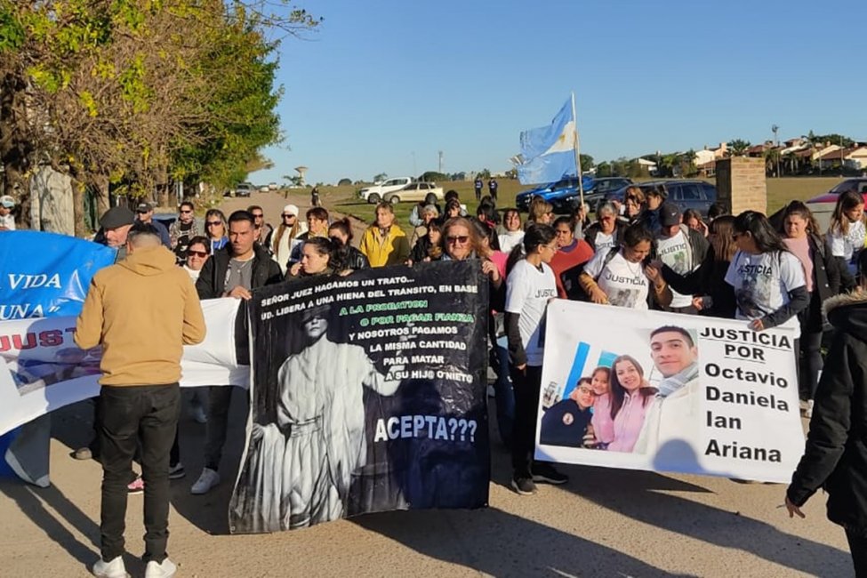 La segunda marcha a Federacion volvió a ser recibida por la fiscal que investiga el fatal accidente