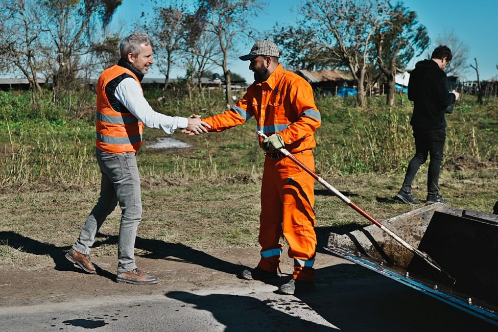Frigerio anunció la reactivación de la obra pública con los trabajos en la ruta provincial 32