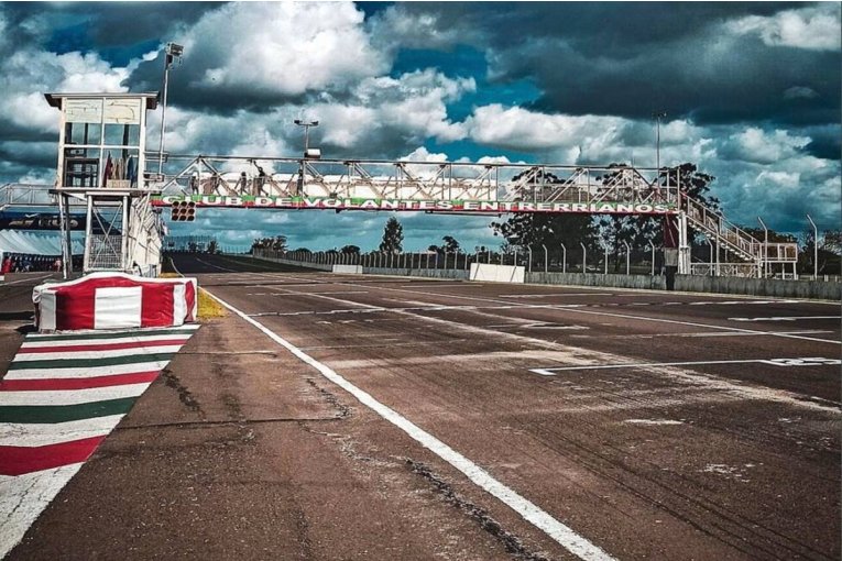 Por las internas del automovilismo nacional la ACTC tachó al autódromo de Parana para todas sus categorías