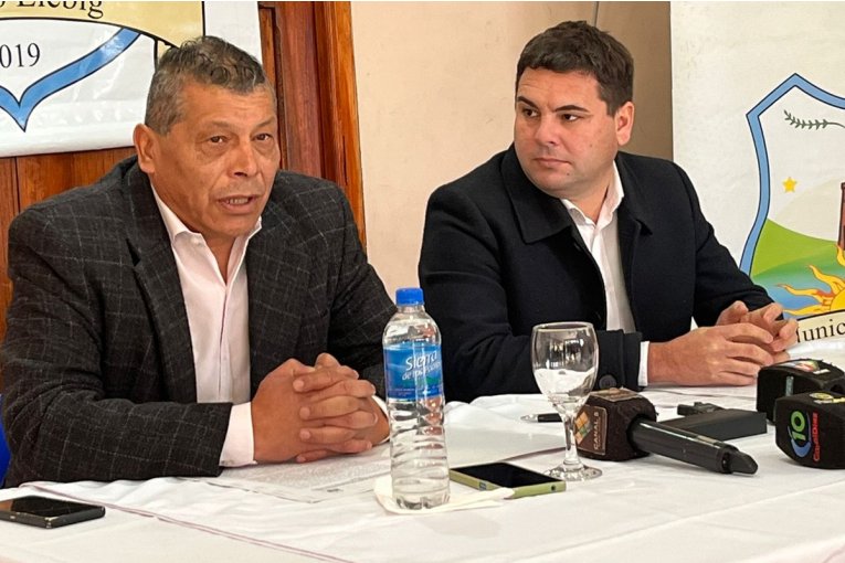 Dos municipios de la costa del Uruguay encaran obra en conjunto para restaurar el camino que los comunica entre si