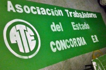 ATE denuncia falta de pago de salarios en CODESAL. ATE denuncia falta de pago de salarios en CODESAL.