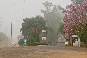 Neblinas matinales y lento aumento de las temperaturas. Neblinas matinales y lento aumento de las temperaturas.