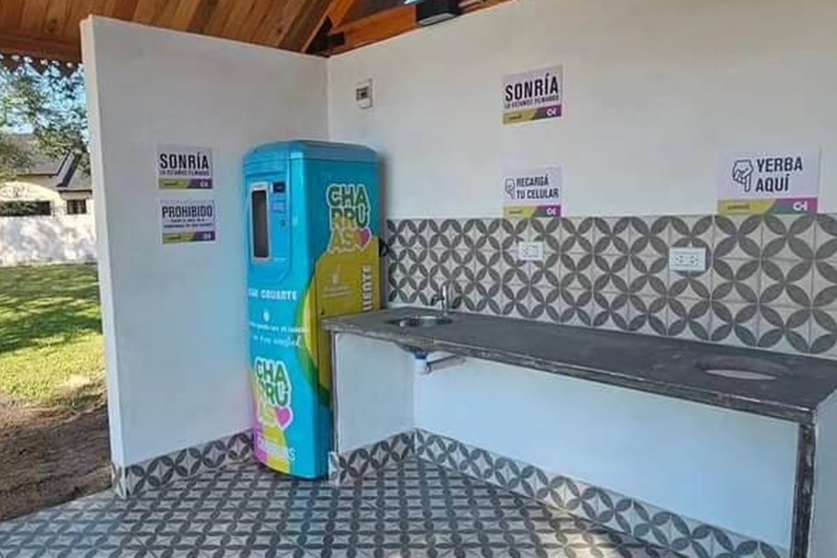 Cuenta con vigilancia las 24 horas.