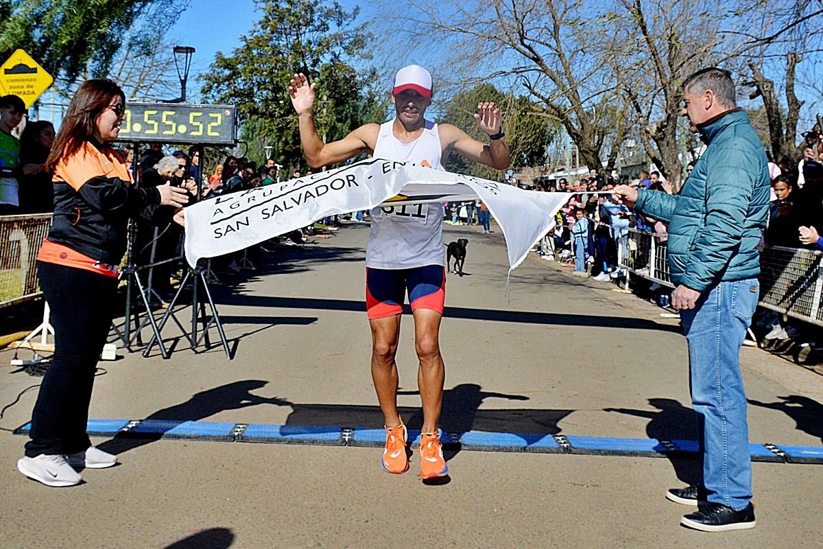 Mart&iacute;n M&eacute;ndez se qued&oacute; con la Maraton San Salvador.
