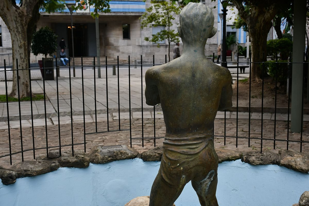La obra ya no estará colocada en la plaza 25 de Mayo La obra ya no estará colocada en la plaza 25 de Mayo