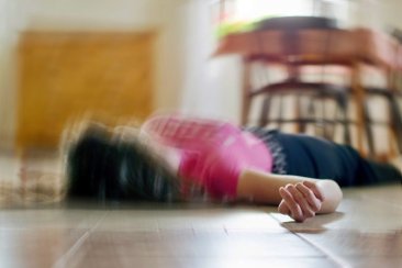Conocer sobre RCP y del desfibrilador son vitales para evitar la muerte súbita. Conocer sobre RCP y del desfibrilador son vitales para evitar la muerte súbita.