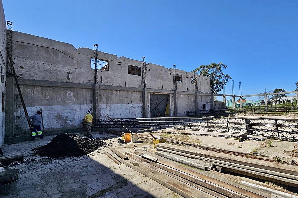 Se retomaron las obras en el Estadio Municipal Se retomaron las obras en el Estadio Municipal