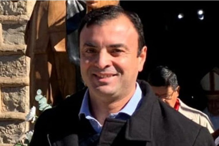 Daniel Ben&iacute;tez anticip&oacute; que dejar&aacute; la intendencia de Puerto Yeru&aacute; a fines de octubre