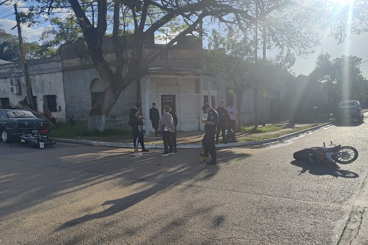 Una mujer debió ser trasladada al Masvernat a raíz del impacto.