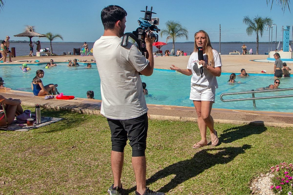 El equipo de TN estuvo encabezado por la periodista Paula Bernini