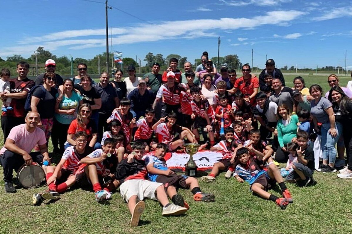 El equipo concordiense se coronó en San Salvador. El equipo concordiense se coronó en San Salvador.