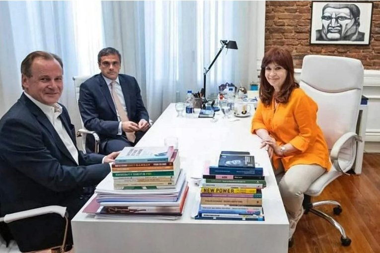 Cristina Kirchner recibi&oacute; a los entrerrianos Gustavo Bordet y Guillermo Michel