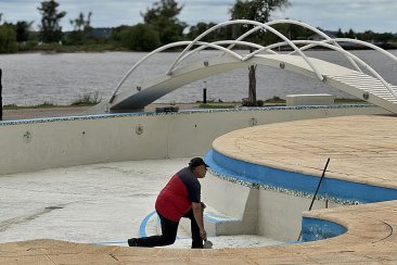la reparación de las piletas está entre las obras encaradas. la reparación de las piletas está entre las obras encaradas.