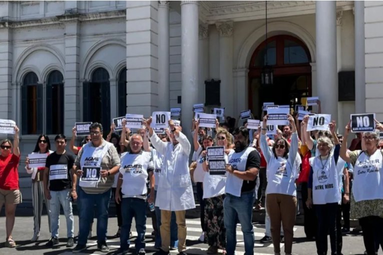 Provincia convoc&oacute; a Agmer y asegur&oacute; que en la brevedad se devolver&aacute;n los descuentos