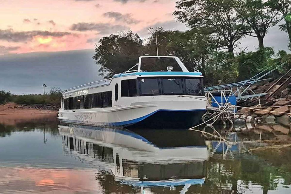 Todo listo para que se anuncien los paseos en catamarán por el lago de Salto Grande