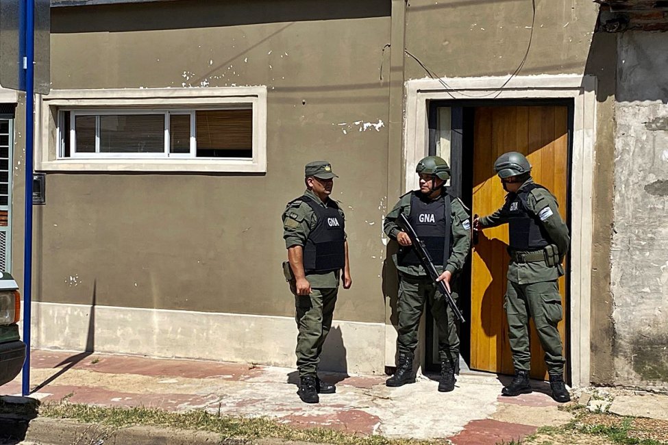 Allanamientos en Concordia por una de las causas que involucra al senador Kueider