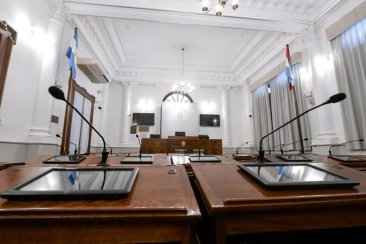 Además se tratará la creación de una nueva entidad en su lugar. Además se tratará la creación de una nueva entidad en su lugar.