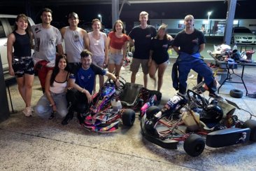 El karting nocturno vuelve este fin de semana. El karting nocturno vuelve este fin de semana.