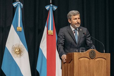 El estudio lo posiciona con un 35% de imagen positiva. El estudio lo posiciona con un 35% de imagen positiva.
