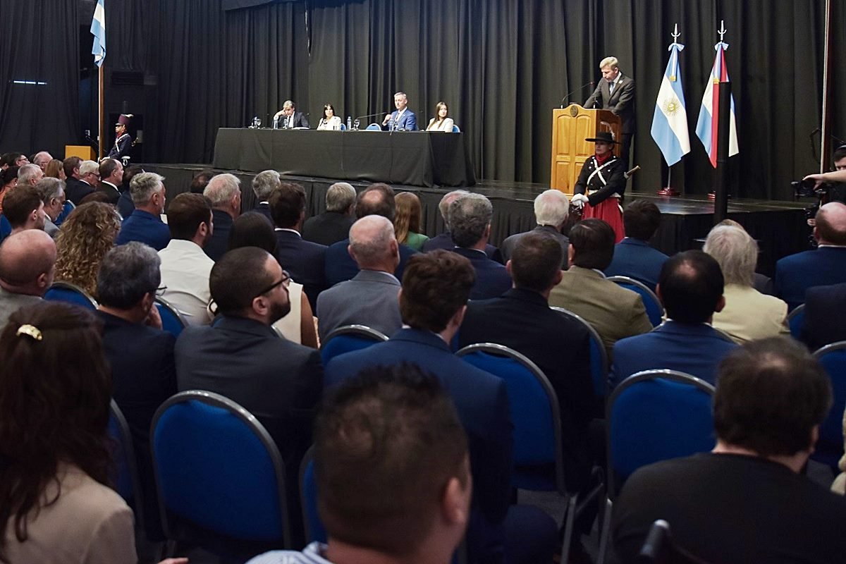 Im&aacute;gen del auditorio en el discurso de Frigerio.
