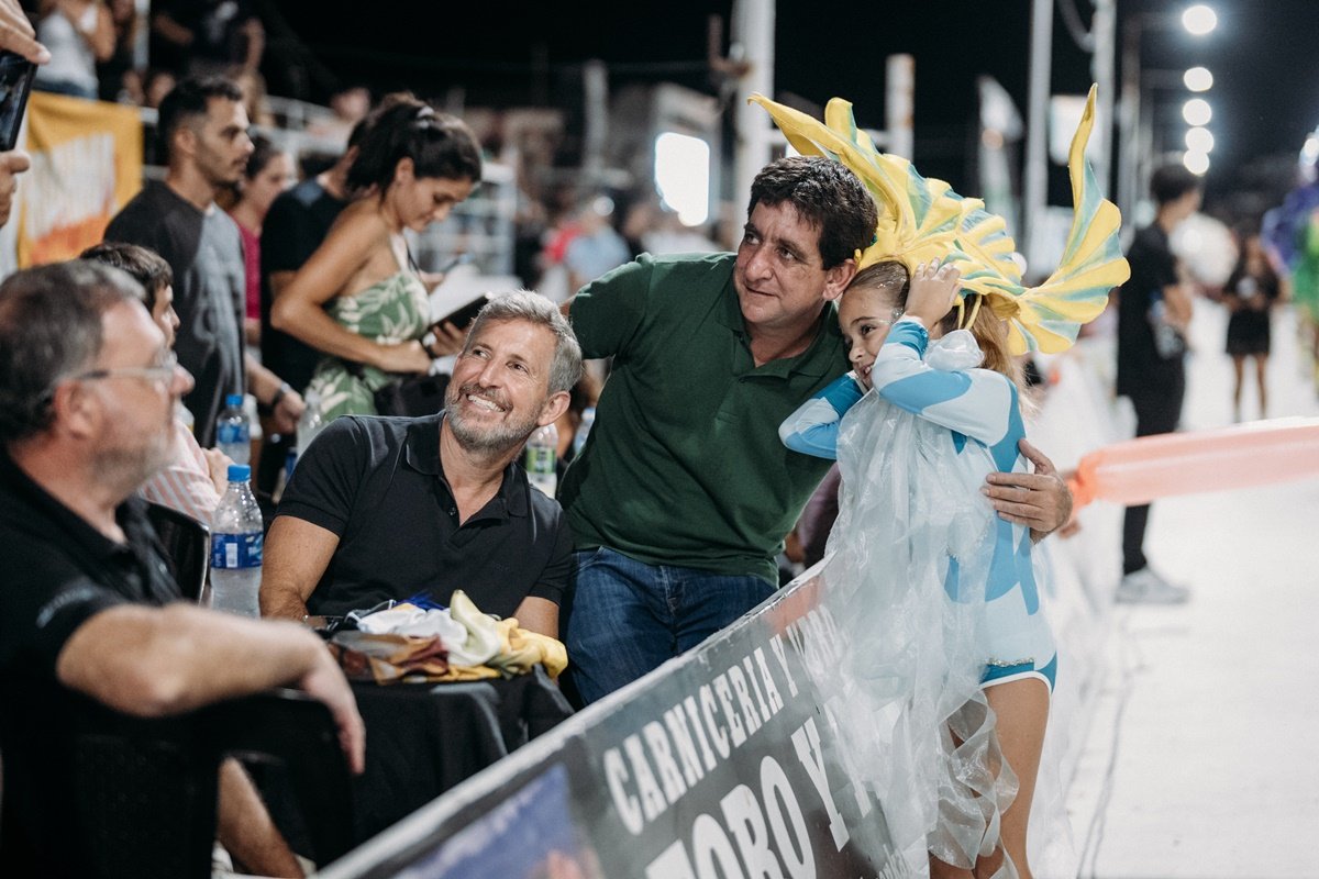 El gobernador destac&oacute; la importancia del turismo.