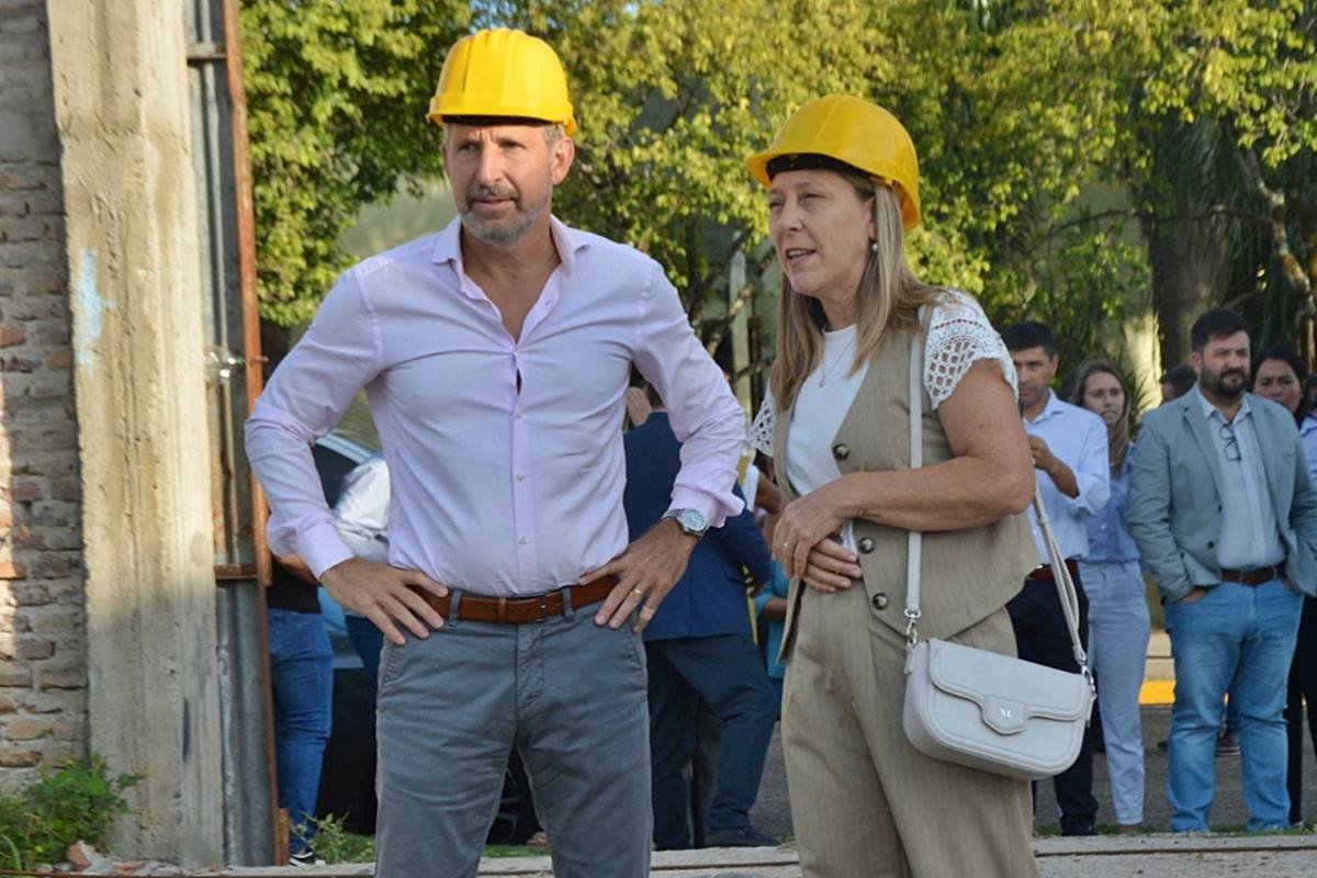Frigerio recorri&oacute; obras junto a la intendenta Imoberdoff.