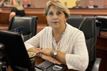 Salinas expresó que “es un círculo de ventas y de compras”. Salinas expresó que “es un círculo de ventas y de compras”.