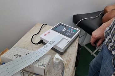 El electrocardiógrafo adquirido para deportistas locales. El electrocardiógrafo adquirido para deportistas locales.