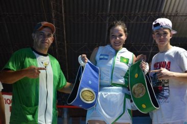 La boxeadora de Los Charrúas pelea en Alemania. La boxeadora de Los Charrúas pelea en Alemania.