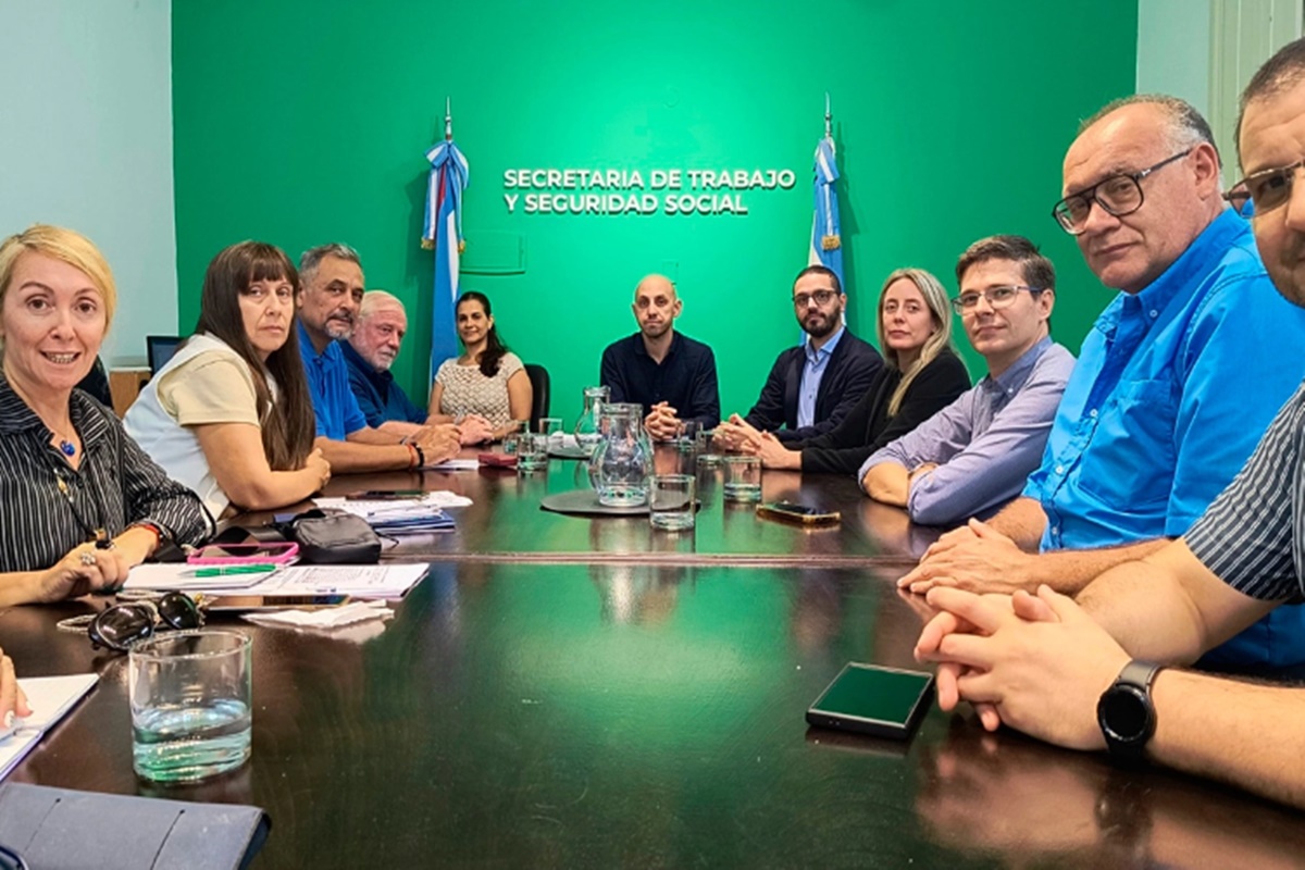 El gobierno y los gremios estatales llegaron a un acuerdo tras una ...
