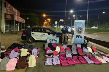 La totalidad de las prendas fueron valuadas en 80 millones de pesos. La totalidad de las prendas fueron valuadas en 80 millones de pesos.