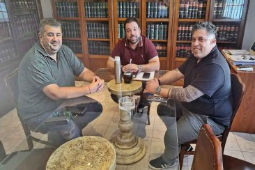 Referentes del gremio se reunieron con el ministro Troncoso. Referentes del gremio se reunieron con el ministro Troncoso.