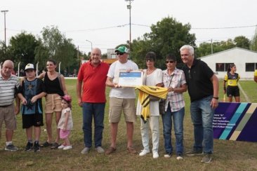 La cancha de Victoria fue el escenario del primer cotejo La cancha de Victoria fue el escenario del primer cotejo