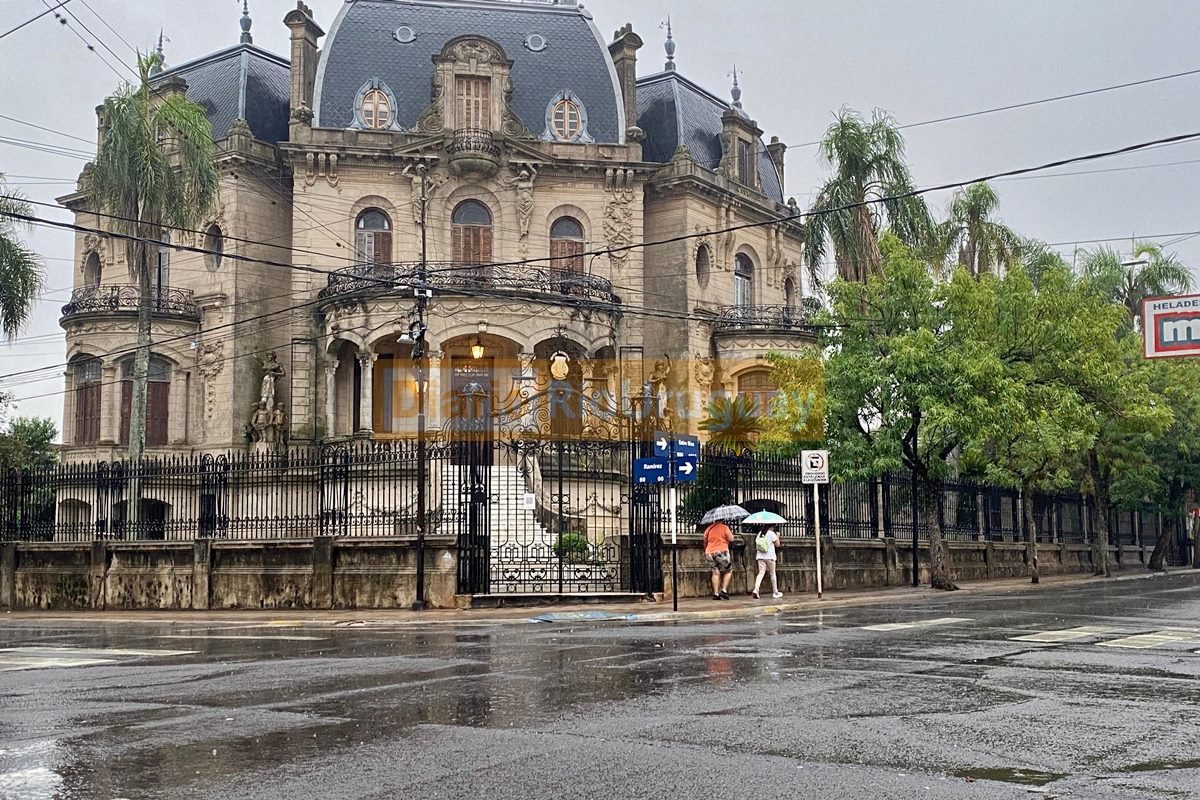 Las lluvias y tormentas marcarían la primera semana completa de mayo. Las lluvias y tormentas marcarían la primera semana completa de mayo.