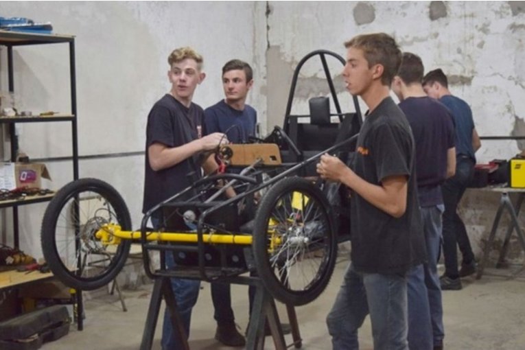 Estudiantes de la Técnica 1 participarán por tercera vez en un certamen de auto eléctricos
