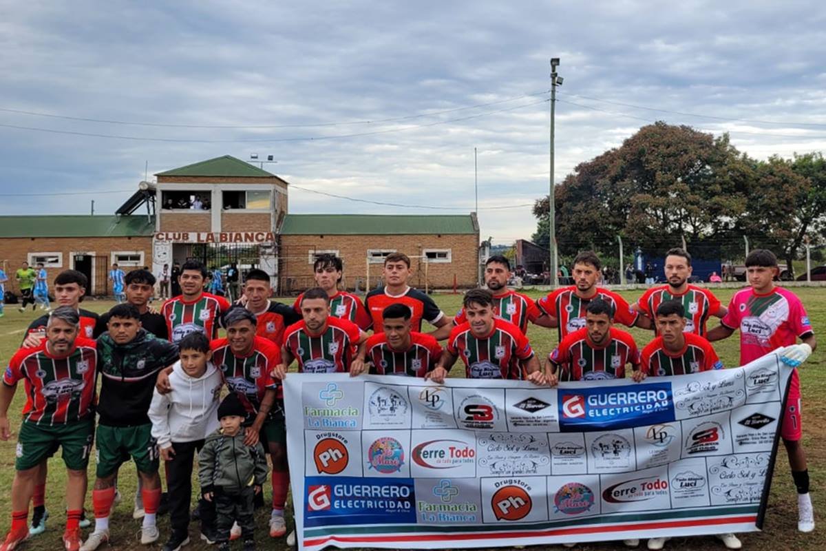 La Bianca trep&oacute; a la punta.