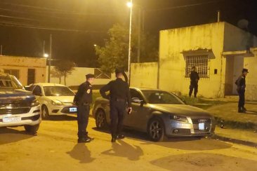 El vehículo fue detenido durante una recorrida prevencional en la zona. El vehículo fue detenido durante una recorrida prevencional en la zona.