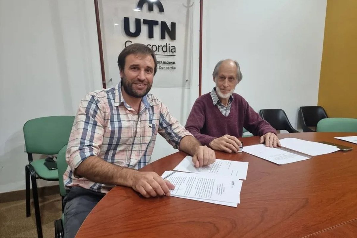 Rodrigo Garat Pte. del Club Estudiantes Concordia y Jorge Penco Decano de UTN