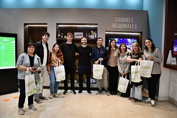Periodistas especializados de diversos lugaes del país visitaron Concordia. Periodistas especializados de diversos lugaes del país visitaron Concordia.