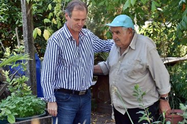 Bordet cuando visitó a Mujica en su chacra en Uruguay. Bordet cuando visitó a Mujica en su chacra en Uruguay.