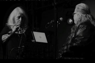 Ana María Rosso y Waly Garcia conforman el Dúo que se presenta en Magma. Ana María Rosso y Waly Garcia conforman el Dúo que se presenta en Magma.