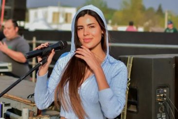 La influencer utilizó los datos de distintos gobernadores para importar ropa. La influencer utilizó los datos de distintos gobernadores para importar ropa.