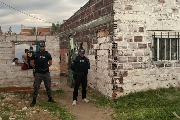 La Policía Federal Argentina incautó droga en un domicilio de Concordia. La Policía Federal Argentina incautó droga en un domicilio de Concordia.