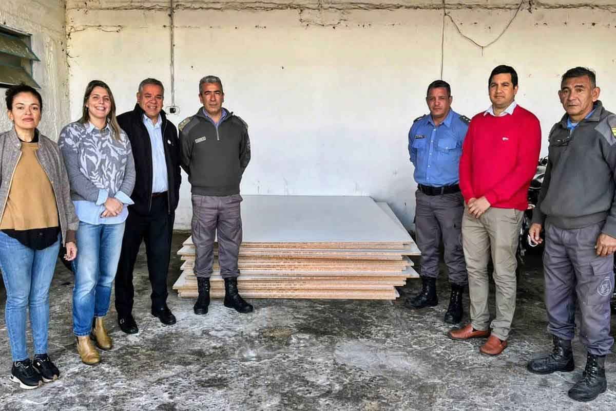 Acción en conjunto entre la Departamental de Escuelas y la UP3. Acción en conjunto entre la Departamental de Escuelas y la UP3.