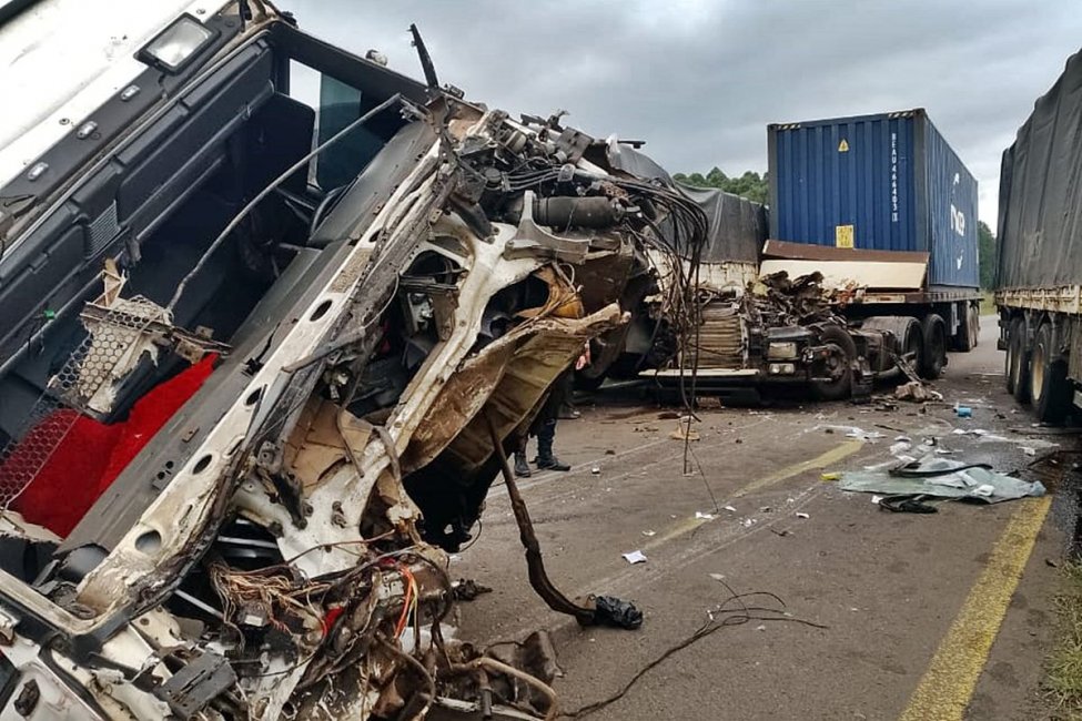 RUTA 14: Cuatro camiones se vieron involucrados en un accidente al norte de Concordia