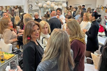 El salón de calle San Luis fue el lugar donde se celebraron los 30 años El salón de calle San Luis fue el lugar donde se celebraron los 30 años