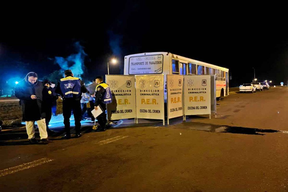 Un motociclista falleció al chocar con un colectivo en uno de los accesos a Concordia